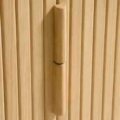 CALLAN Meuble TV aux portes coulissantes en bois strié L160cm