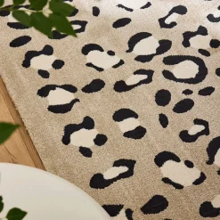 NOMAD Tapis contemporain à motifs léopard